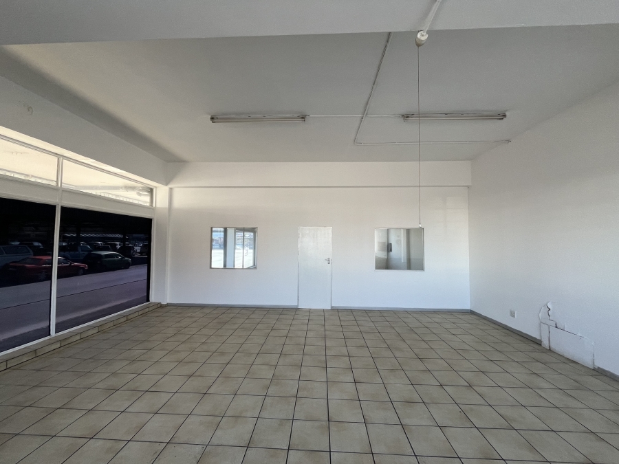 To Let commercial Property for Rent in Goodwood Estate Western Cape